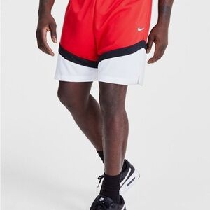 Nike Men's Athletic basketball Loose Fit Above Knee Lenght Shorts NWT size S